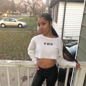 Meet your Posher, Amari